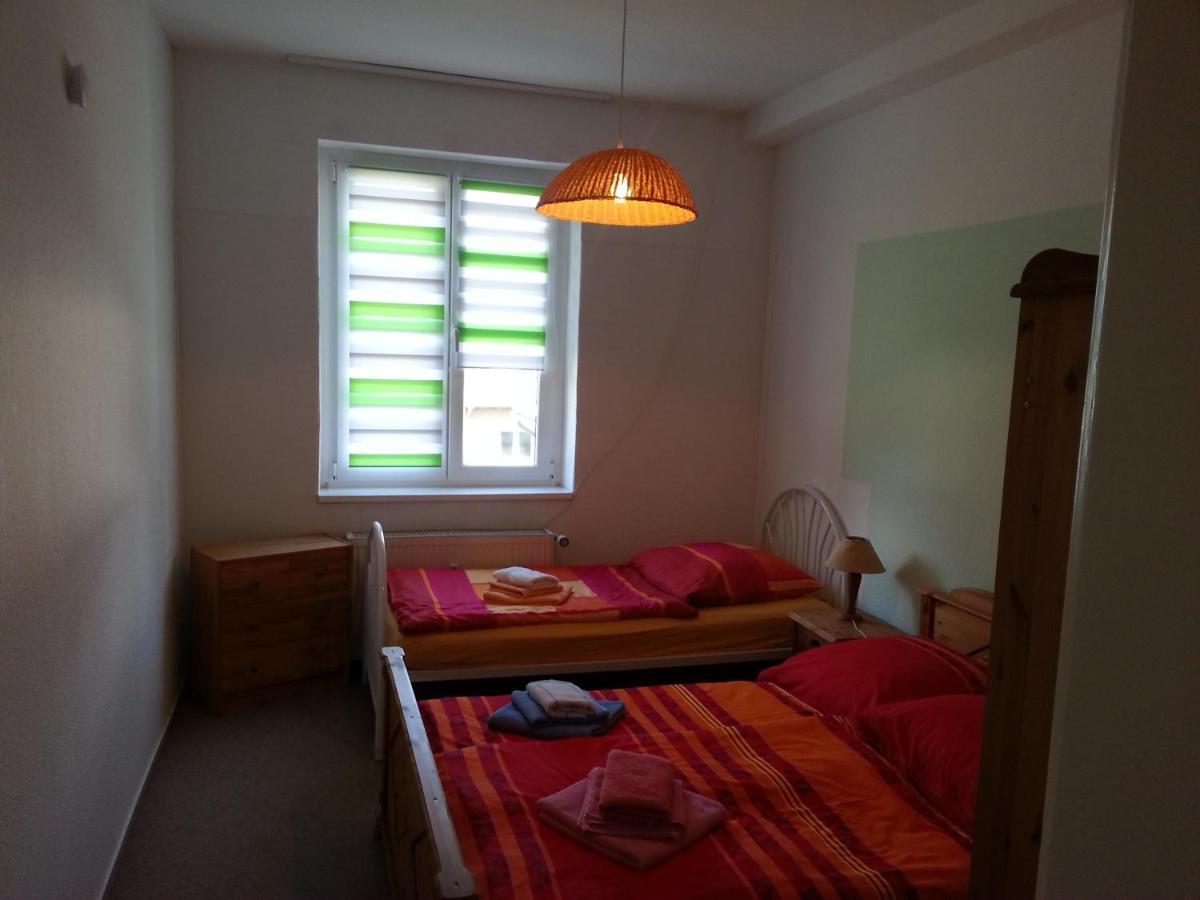 Grosse Wohnung Nossentiner Huette Exterior foto